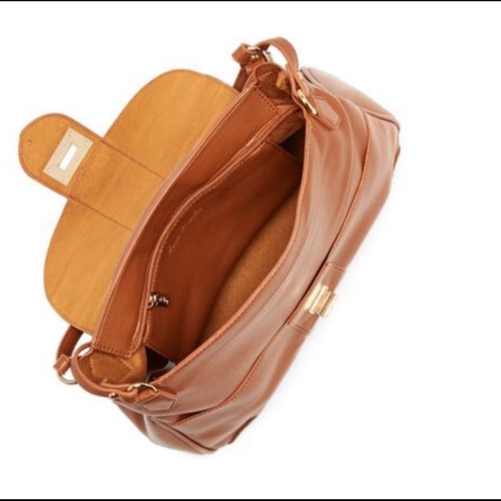 🔥🆕 Tan Classic Shoulder Bag - Picture 3 of 3